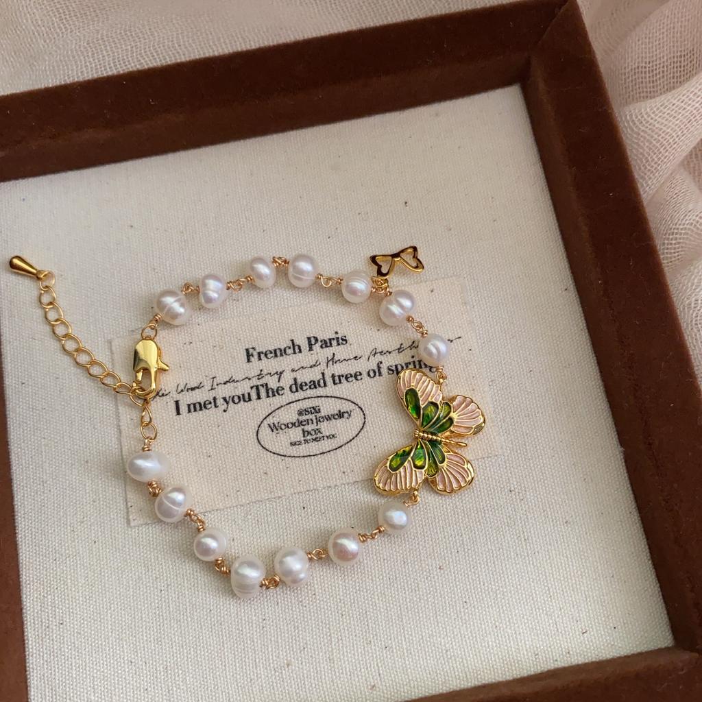 Exquisite Mori niche design bracelet temperament sweet fairy butterfly light luxury freshwater pearl bracelet bracelet bracelet