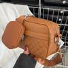 Neue Damen Umhängetasche PU Weiche Lederstruktur Bestickte Rautensteppung Crossbody Bag Große Kapazität Lässige Mini Square Bag Geldbörse