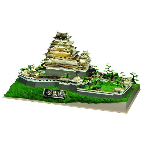 Doyusha 1/380 Scale Japanese Famous Castles DX Gold Series World Heritage Site and National Treasure Himeji Castle Plastic Model Kit DG1