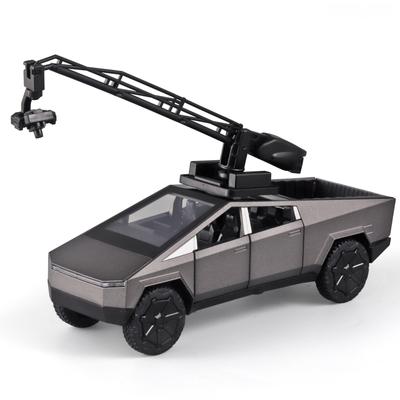 Camioncini Giocattolo TESLA in Scala 1/32 per Ragazzi Modello Cybertruck Camioncino Pickup Argento in Metallo Diecast con Suono e Luce per Bambini Età 3 Anni