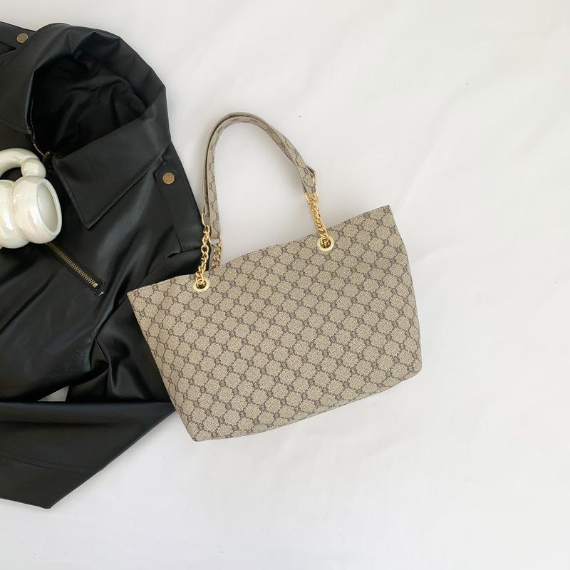 

Go to work versatile shoulder bag women s 2025 spring and summer new underarm bag tote bag хаки