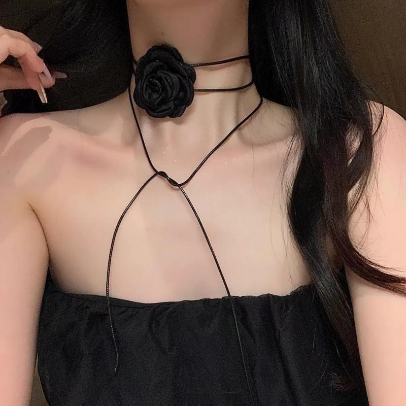 Camellia series handmade rose necklace choker small fragrant style high atmosphere dopamine necklace