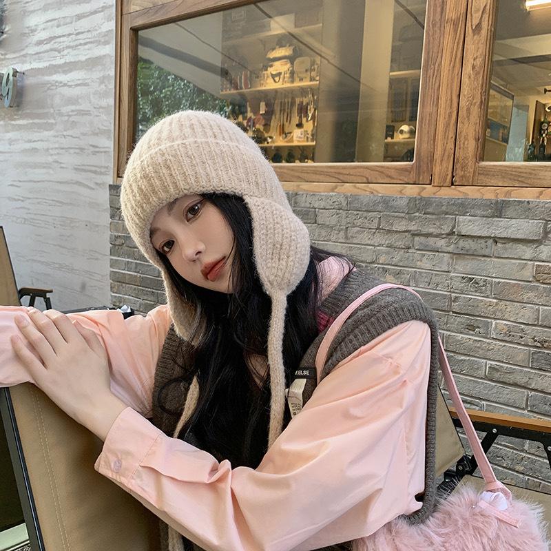 

Шапка Женская Шерстяная Шапка-Пуловер Студенческая Теплая Защита Ушей Вязаная Шапка Корейская Версия Универсальная Милая Модная Шапка Лей Фэна M（56-58cm）