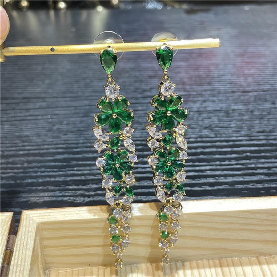 

Серьги-цветы из циркона, темпераментные, элегантные, с высоким чувством стиля, нишевые, легкая роскошь, модные, универсальные серьги для женщин