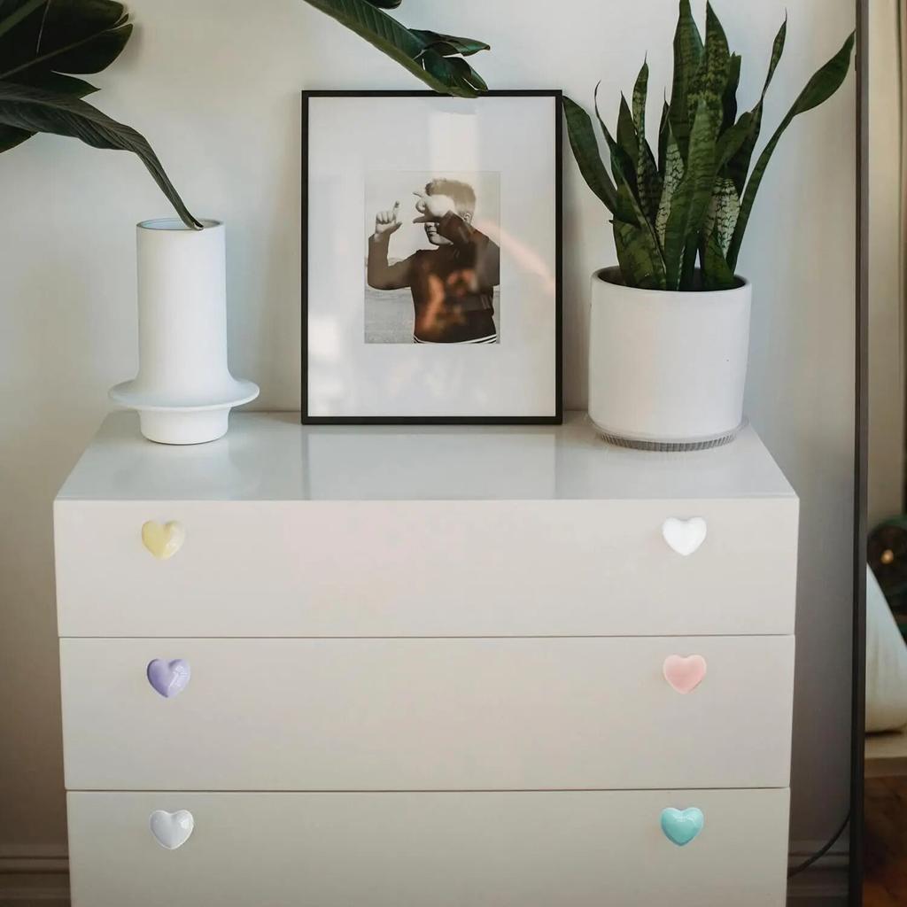 Ceramic Drawer Knobs Heart Shape Colorful Heart Cabinet Dresser Pulls Handles with 3 Sized Screws, Kitchen Furniture Knobs