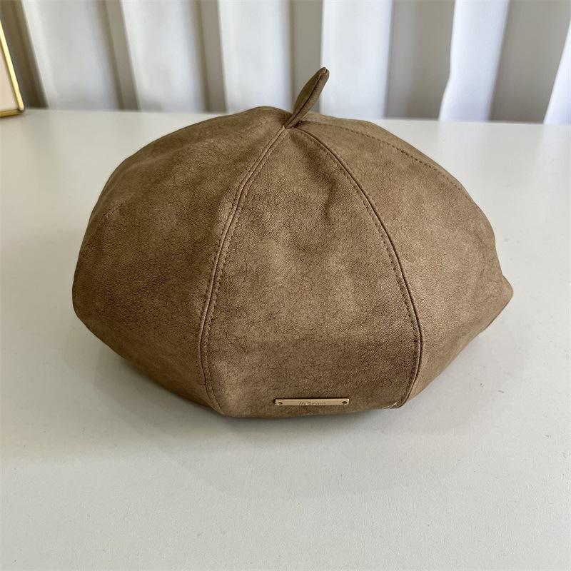 Autumn and winter old retro matte leather beret solid color versatile painter hat showing face small star anise pumpkin hat