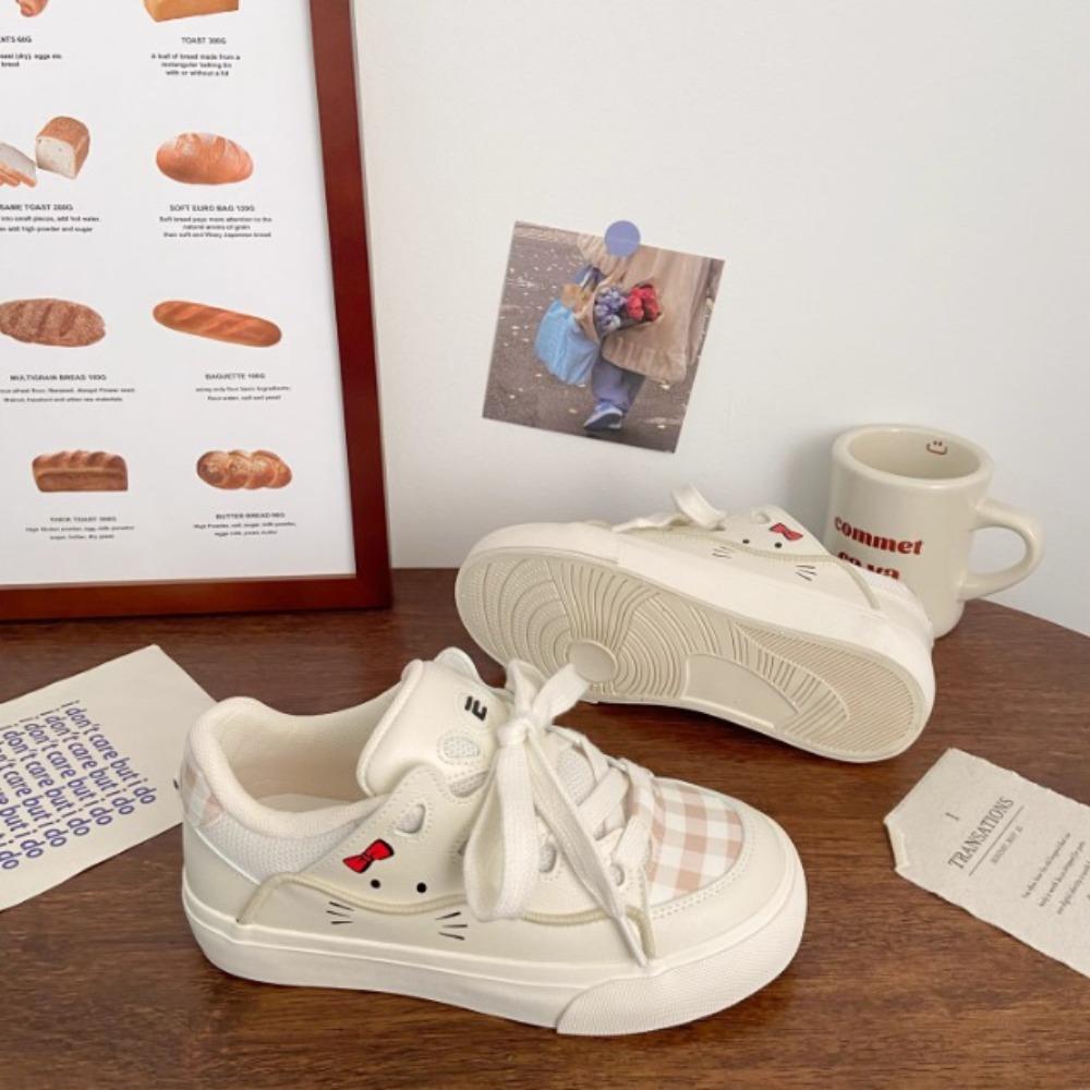 2025 New Women's Niche Design Soft Pastel Canvas Sneakers Versatile Casual Sports Shoes Perfect for Dresses