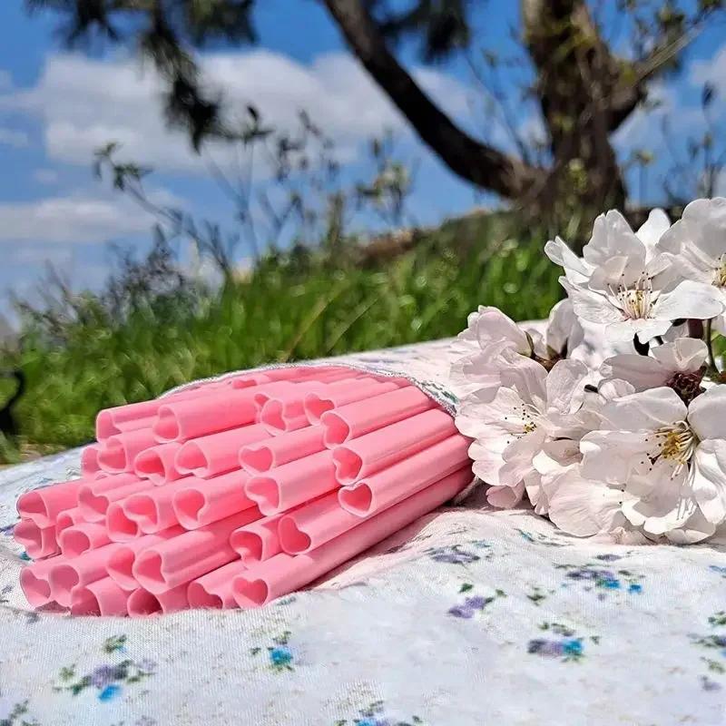10pcs/set PP Material Love Heart Straw Drinking Straw Supplies Accessories Pink Red Color Outdoor Party Straw Separate Package