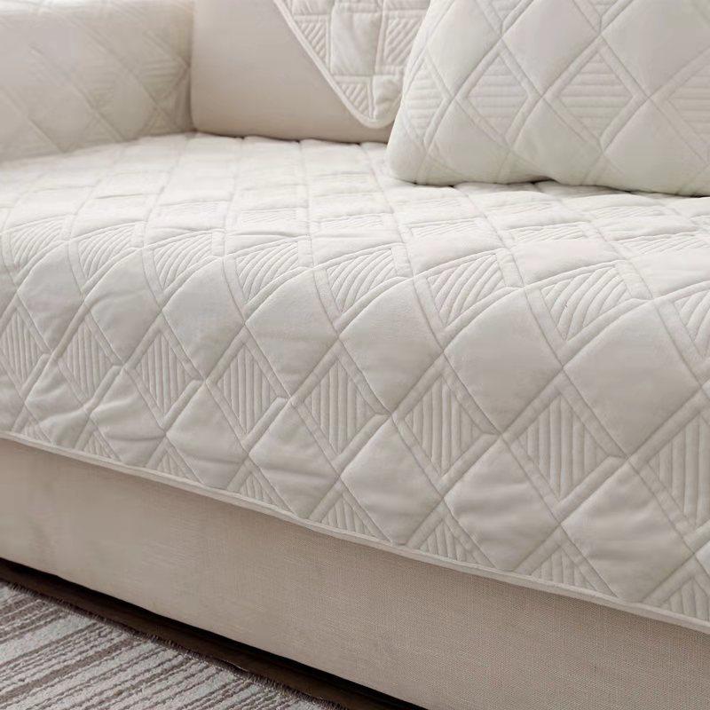 Short Plush Grey Color Sofa Towel European Brief Thicken Quilted Sofa Cover Slip Resistant European Couch Cover for Living Room
