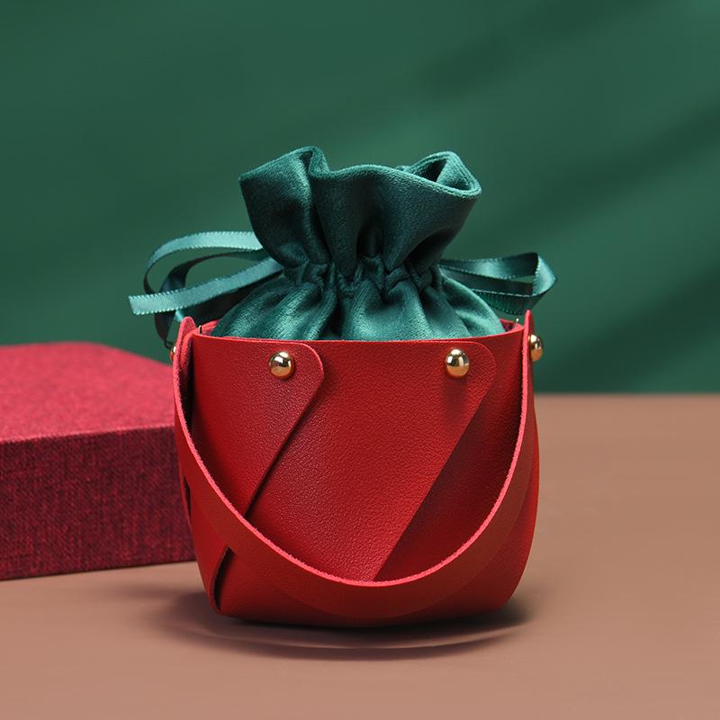 Christmas Eve Apple Gift Box with Detachable Leather Handle 16*9*8.5