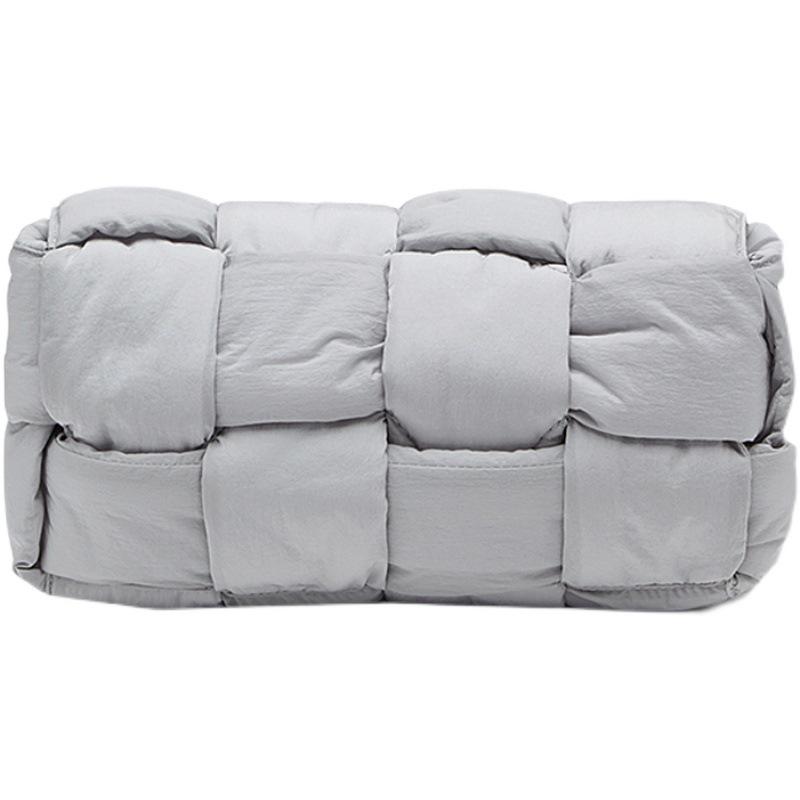 

Новая сумка через плечо, вязаная сумка-подушка из пуха, модная усовершенствованная женская сумка для отдыха, универсальные сумки через плечо в корейском стиле для отдыха на открытом воздухе