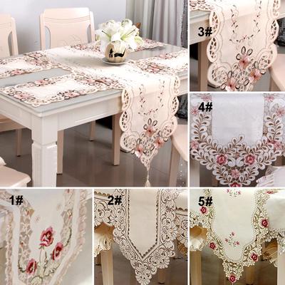 Runner da tavolo con tovaglia in garza traslucida in pizzo floreale ricamato, design cavo