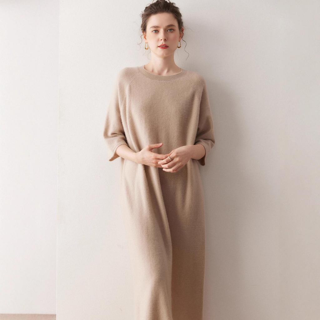 Korean Style Short Sleeve Cashmere Knit Dress for Women - Slimming Long Pullover with Round Neck, Autumn/Winter