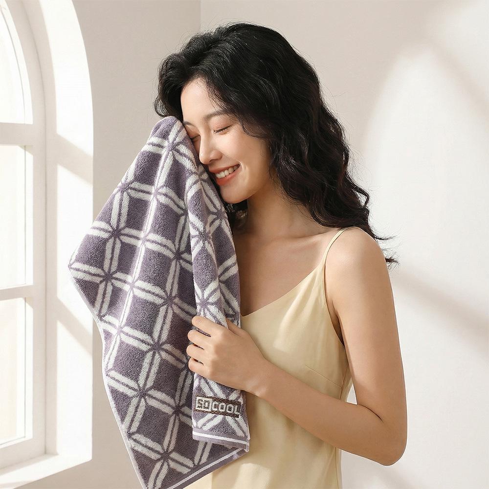 Striped Absorbent Thick Cotton Face Towel Soft Yarndyed Design For Adults