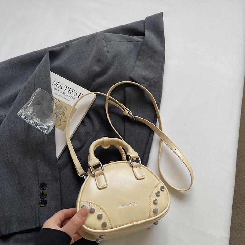 

New Half-Moon Shape Women s Bag Simple Korean Style Single Shoulder Bag with Nail Head Decoration Handbag Crossbody Small Bag