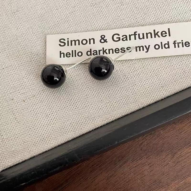 Cercei cu Perle Argintii cu Diamante - Design Elegant de Nișă pentru Femei