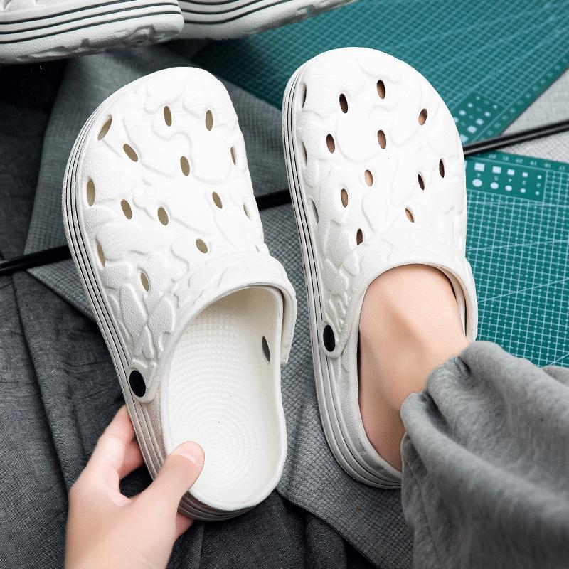 Hole Shoes Men's 2025 Summer New Non-slip Sandals Bag Head Slippers Wear Classic Beach Shoes