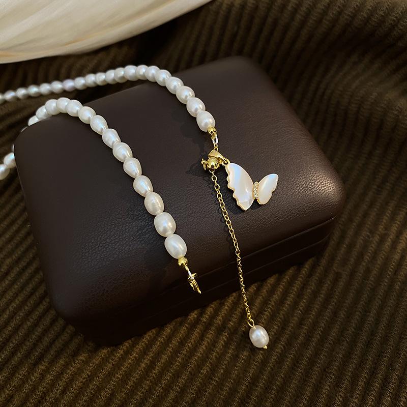New Arrival Elegant Butterfly Pendant Natural Freshwater Pearl 14K Gold Filled Lady Necklace  Short Chain No Fade