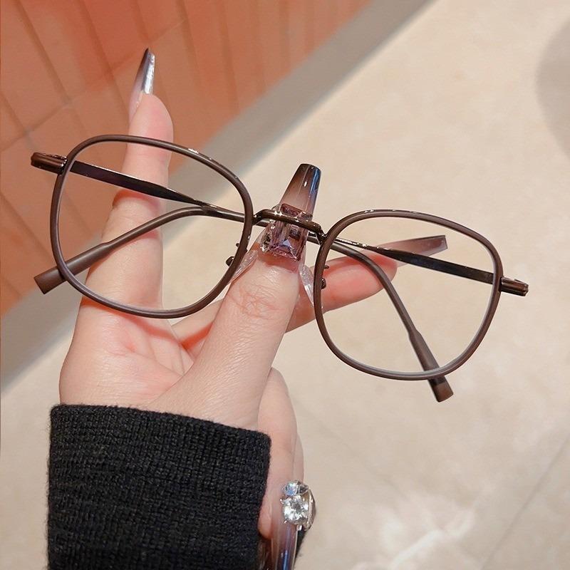 1 Stück kleine quadratische Vintage-Brille für Damen. Gesichtsschlankmachend, ultraleicht, elegant, perfekt für Büro & Alltag.