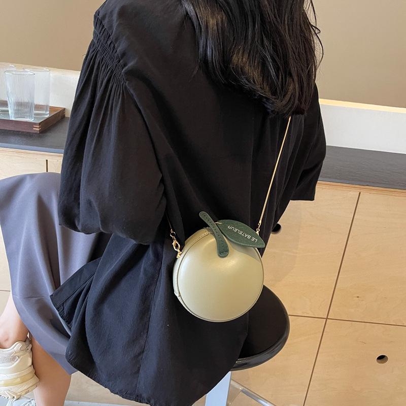 2024 Trendy Korean-Style Women's Chain Crossbody Bag - Versatile and Stylish Round Design