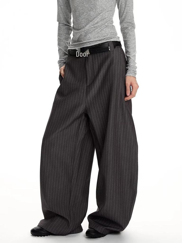 Unisex-Retro-Streifenhose mit geradem Bein und Drapierungsdesign