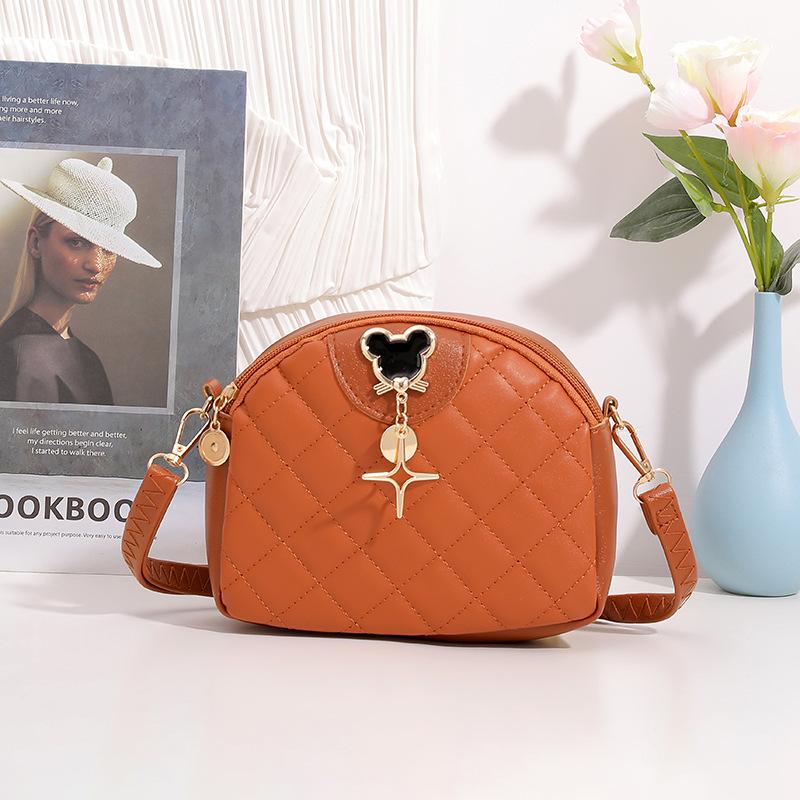 New women's diamond small round bag fashion embroidered women's bag shoulder messenger bag feeling bag one piece