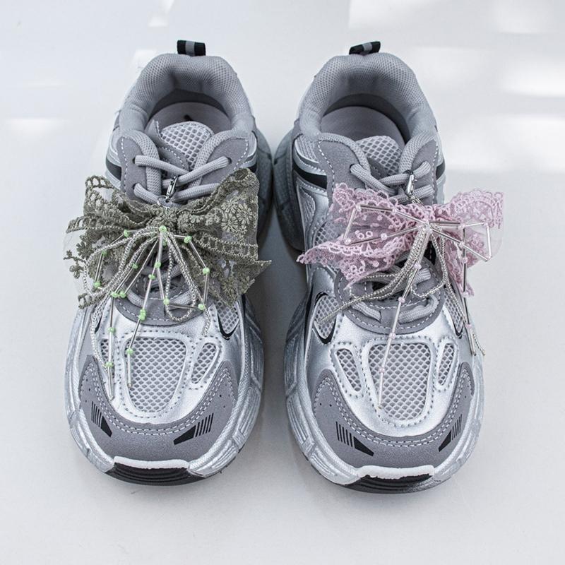 Elegant Lace Embroidered Shoe Clip with Beaded Butterfly Bowknot Handmade Bag Pendant Decorative Buckle for Footwear