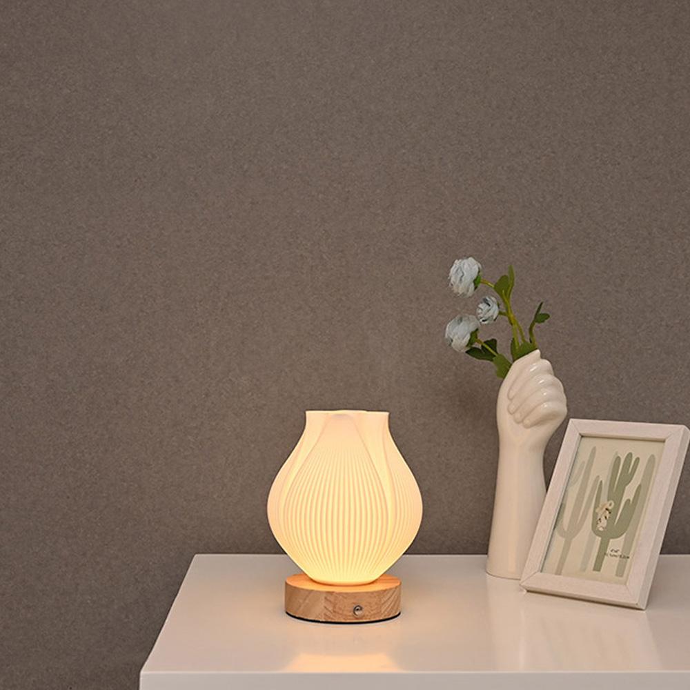 Lampă de masă mică reîncărcabilă modernă, simplă, de noptieră, decorare romantică, cameră de nuntă, lampă ambientală, lumini de noapte B&B