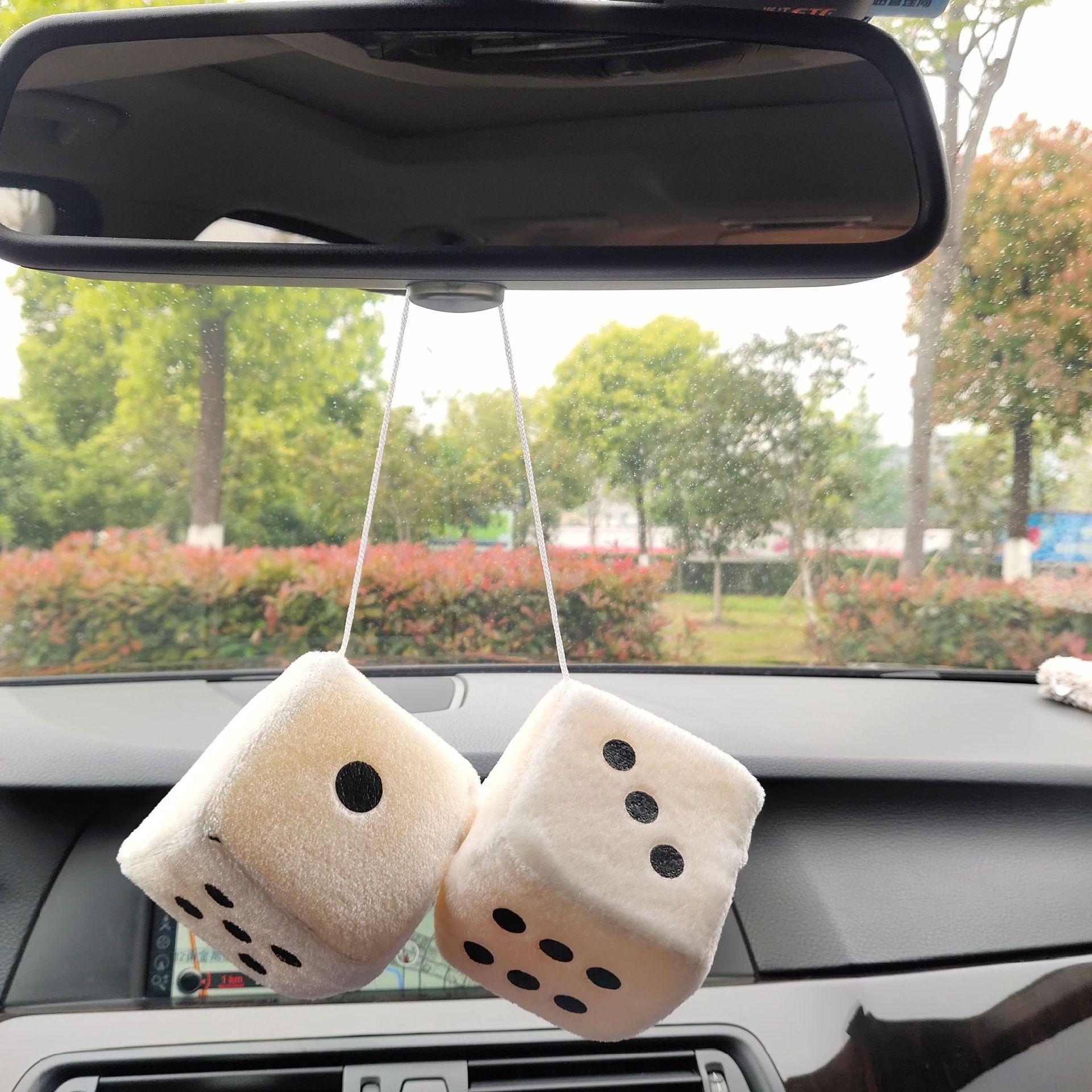 

Car Pendant Hanging Ornament Dice Velvet/Plush New Year Gifts Car Rear View Mirror Pendant Car Goods Car Styling белый
