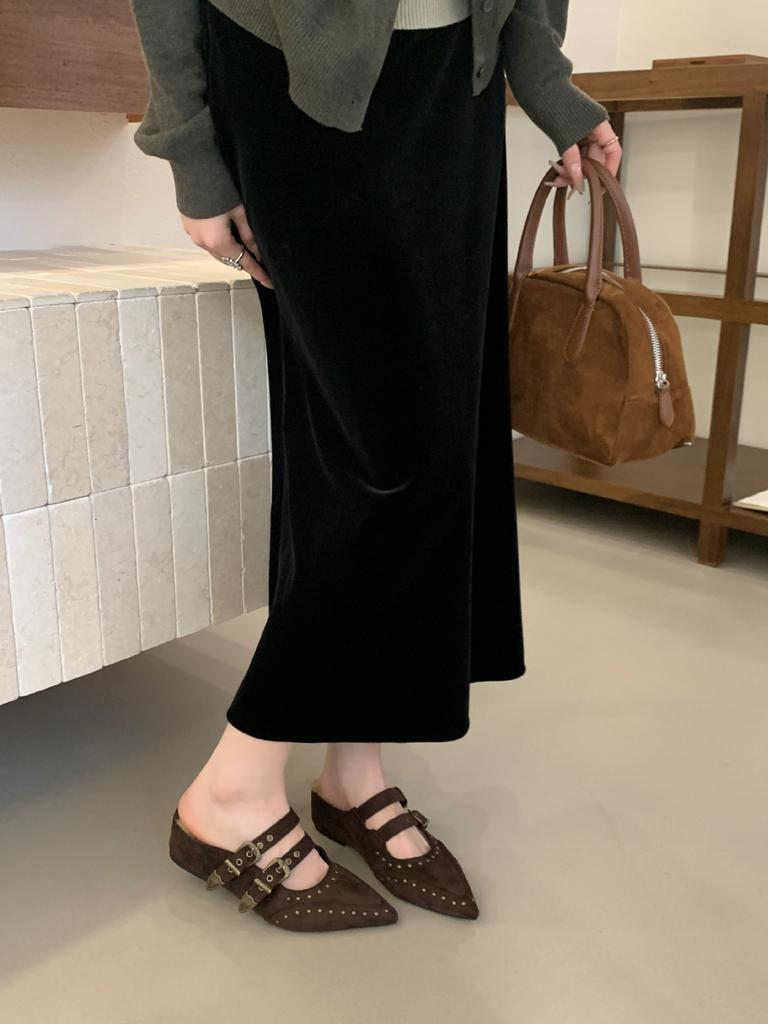 Inner height increase Mary Jane shoes women's 2025 autumn and winter new rivets with pointed fashion slippers