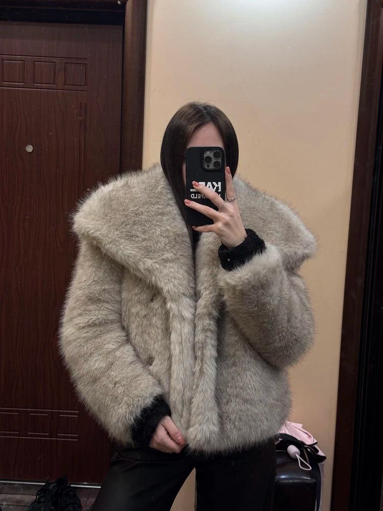 Women's Fluffy Tipped Fox Faux Fur Coat - New Fashion for Autumn/Winter