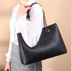 Trendy new first-layer sheepskin women's bag women's shoulder bag large-capacity fashion woven versatile light luxury