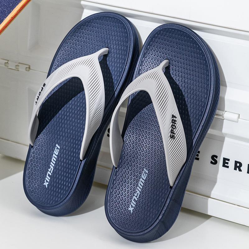 

Мужские летние нескользящие повседневные шлепанцы, пляжные сандалии Size 44 темно-синий