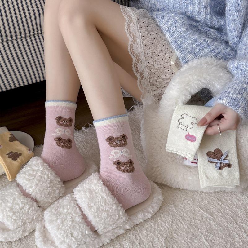 Female Autumn and Winter Warm Thick Sweet Lovely Butterfly Cartoon Bear Boneless Wool in The Tube Pile Socks