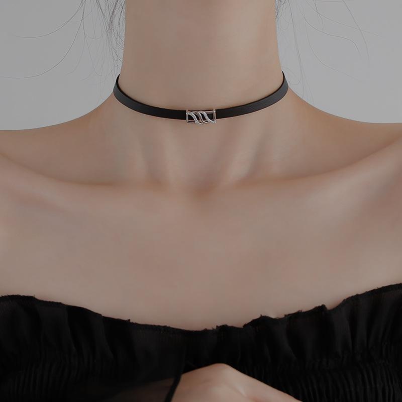Jewelry Black Collar Light Luxury Niche Simple Chain Personalized Jewelry