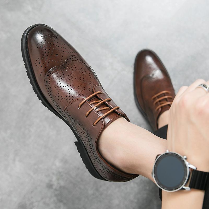 Sommer Retro Herren Formelle Lederschuhe Schwarz Braun Herren Schnürschuhe Business Büro Markenschuhe Hochzeitsbankett Schuhe Herren Größe 38-46
