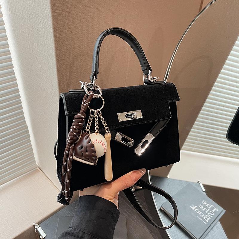 Neue Tasche Damen 2025 beliebte kleine quadratische Tasche Herbst und Winter Nischendesign Schulter Umhängetasche High-End Handtasche