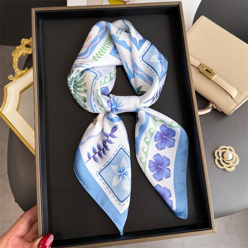 Shawl, headscarf, high-grade silk scarf, scarf feeling, European and American square scarf, toucan, small square scarf, sunscreen neck simulation silk