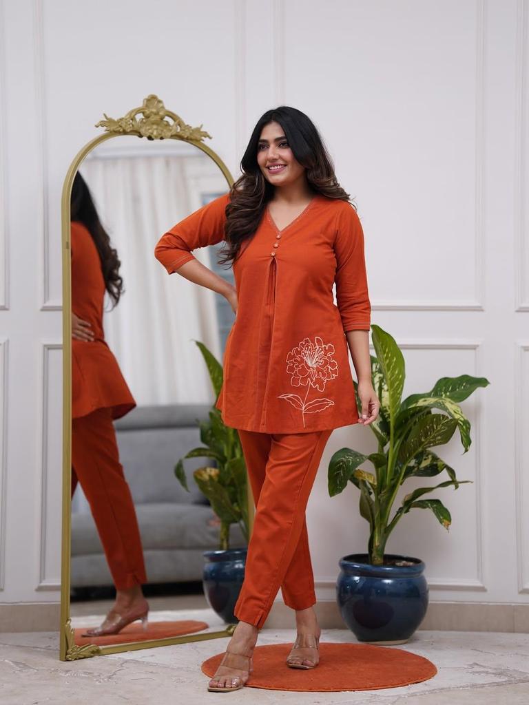 Dámsky Dizajnový Čistá Bavlna Kurta Nohavice Kordová Súprava Indická Bollywood Vrchný Diel Tunika Kurti Šaty