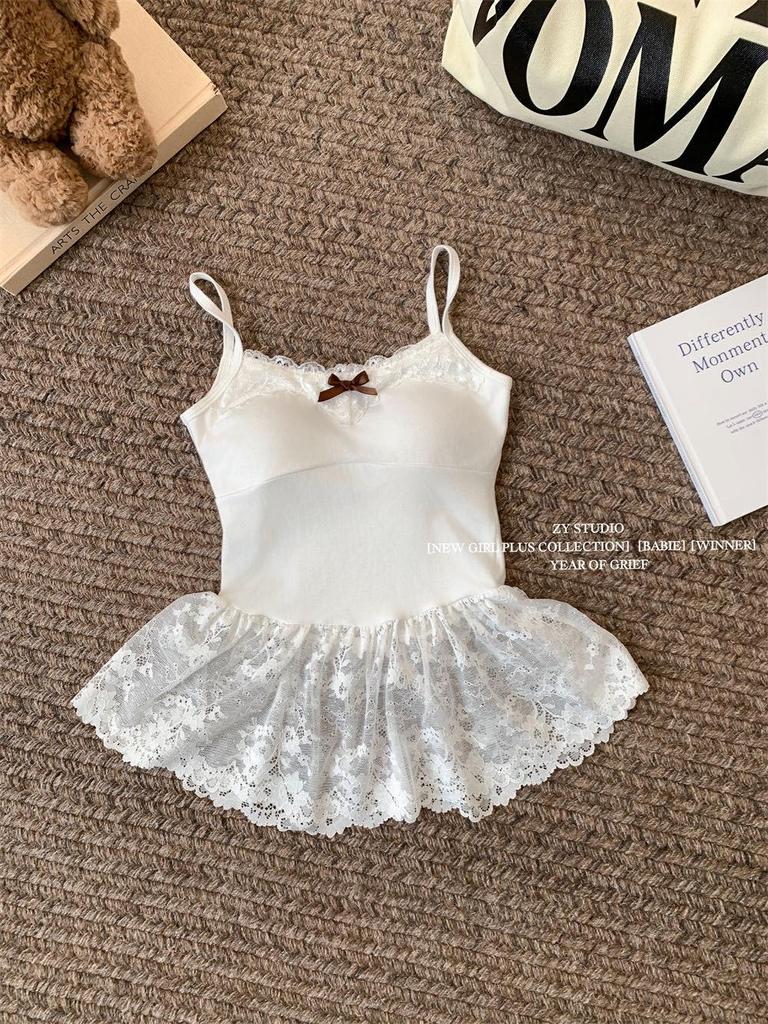 Women's Sweet French Bow Layered White Lace Camisole - Sleeveless Top for Autumn and Winter