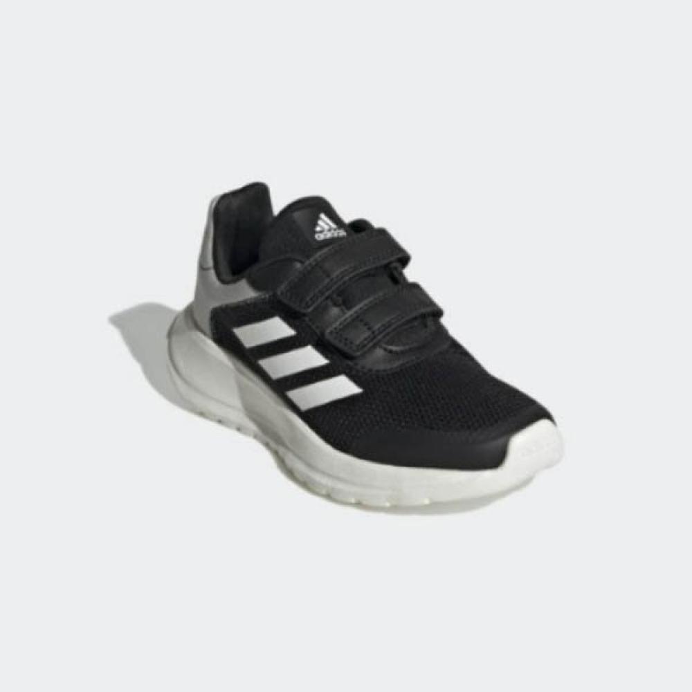 

Adidas Techga 49 000 выиграл Adidas Kids Tensaur Run 2.0 CF GZ3434