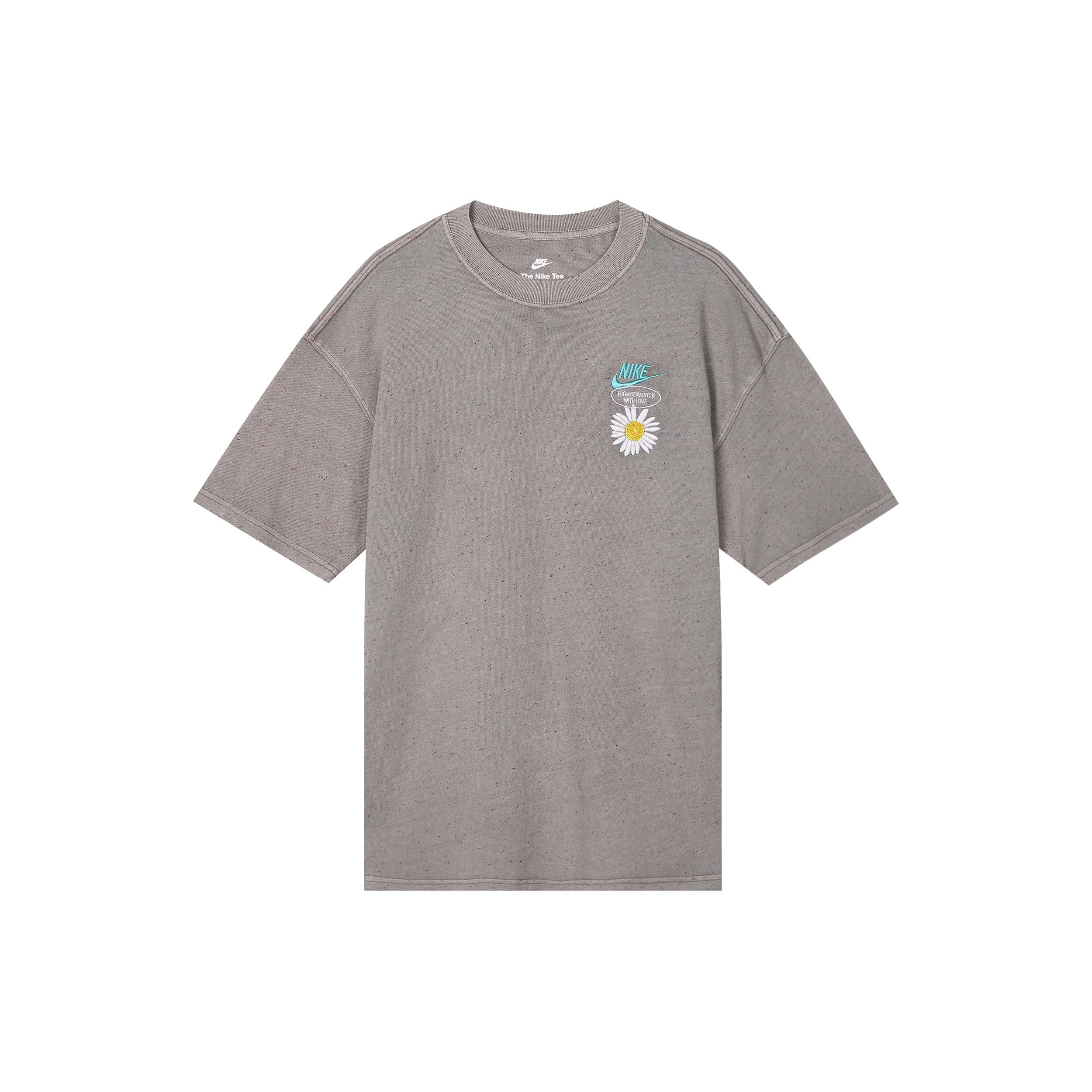Men s Nike SS22 Round Neck Daisy Printing Short Sleeve Gray T-Shirt DM6334-289 M