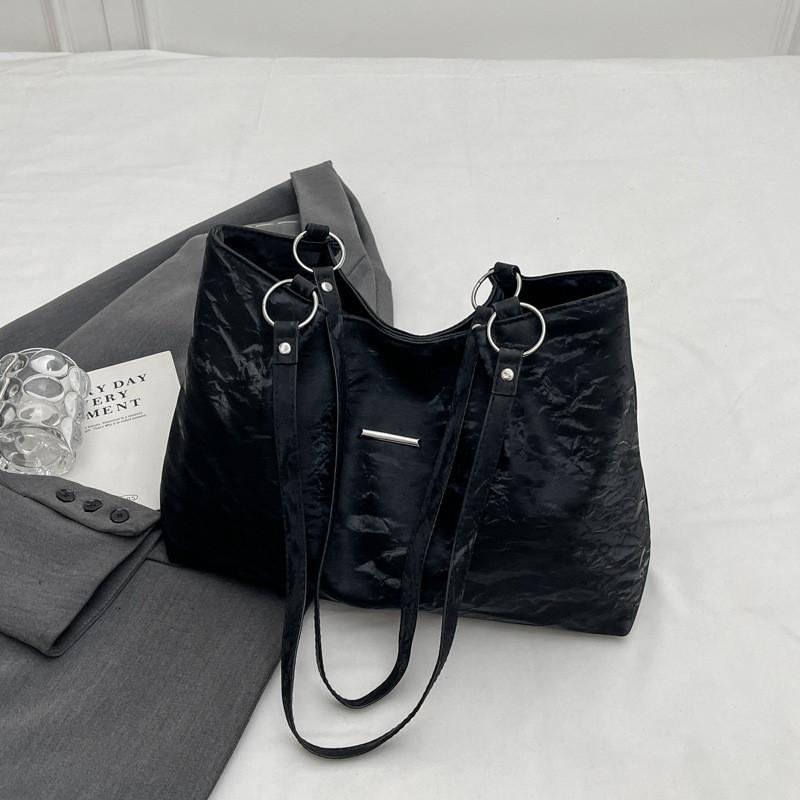 Unique Casual Stylish Big Capacity Tote Bag For Women 2024 New Trendy Street Style Handbag Commuter