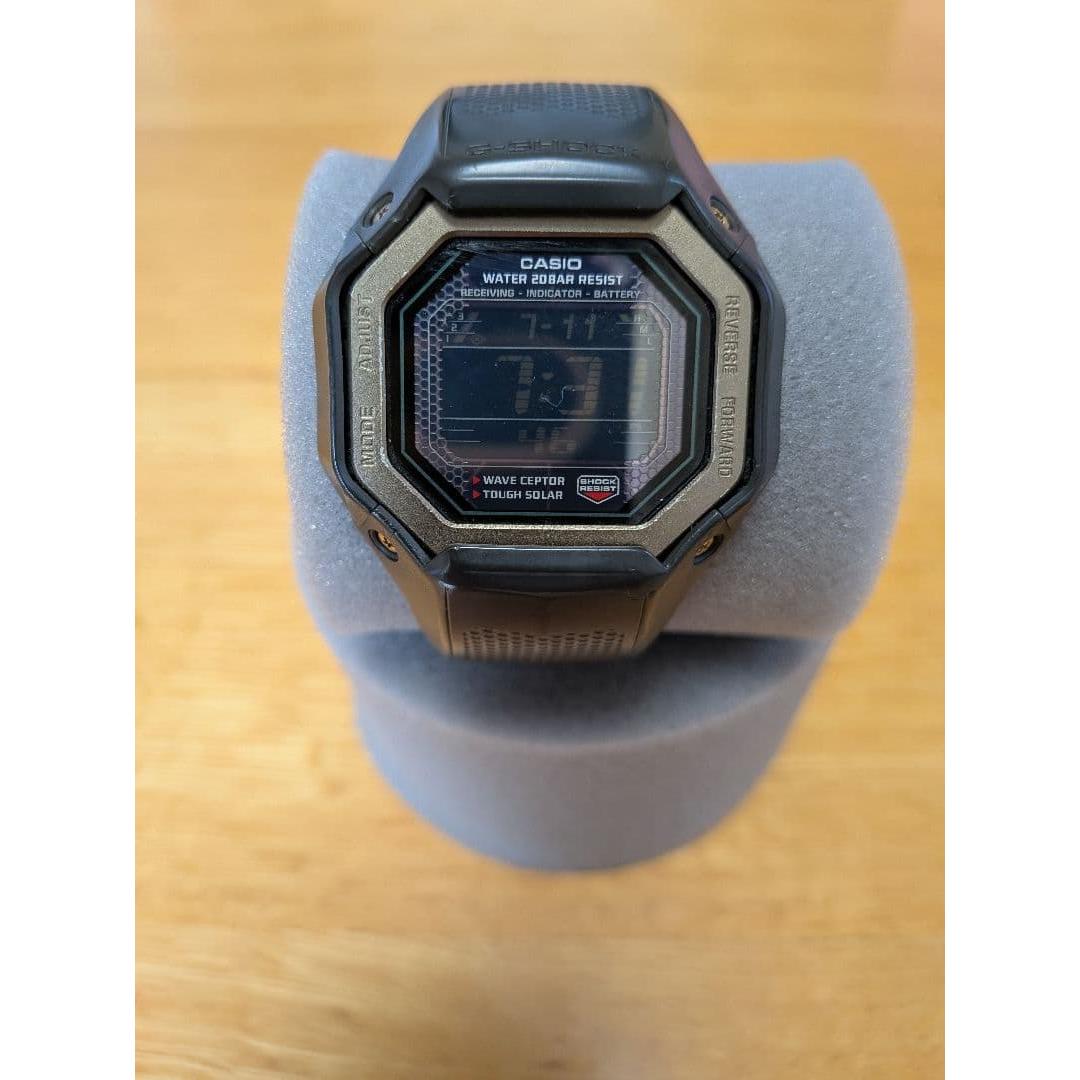Used [Popular Color] CASIO G-SHOCK Radio Solar Black x Gold Inverted LCD