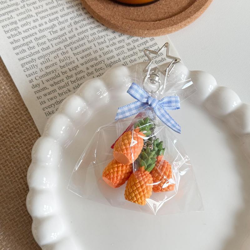 Creativity Mini Banana Pineapple Pendant Keychain Simulation Fruits Design Backpcak Hanging Piece Bag Charm Car Key Chain