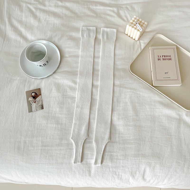 

MIHIMIHI Women s Drawstring Stirrup Socks: Cozy, Warm, Air-Conditioned Room Ankle Protection for Sleep. One Size