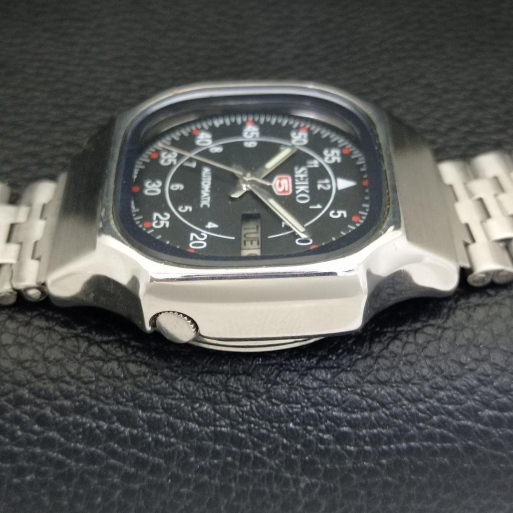 GENUINE VINTAGE SEIKO 5 AUTOMATIC 7009A JAPAN MENS BLACK DIAL WATCH A702397-5 R124-a702397