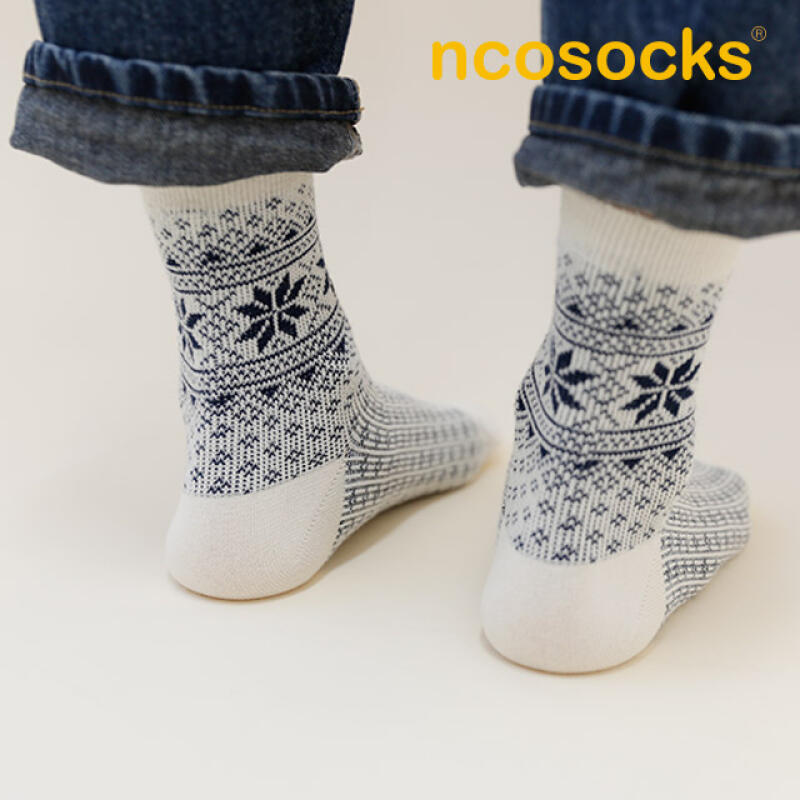 Jacquard Snowflake Christmas Socks Navy
