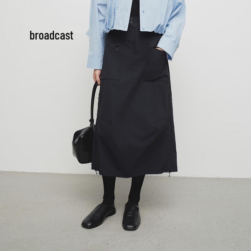 Women's Mid-Length Utility Skirt with Slit