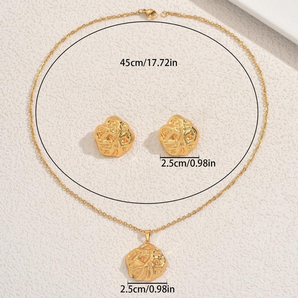 Wind Ladies Necklace Geometric Set Personalized Folded Metal Design Earrings Versatile Premium Jewelry